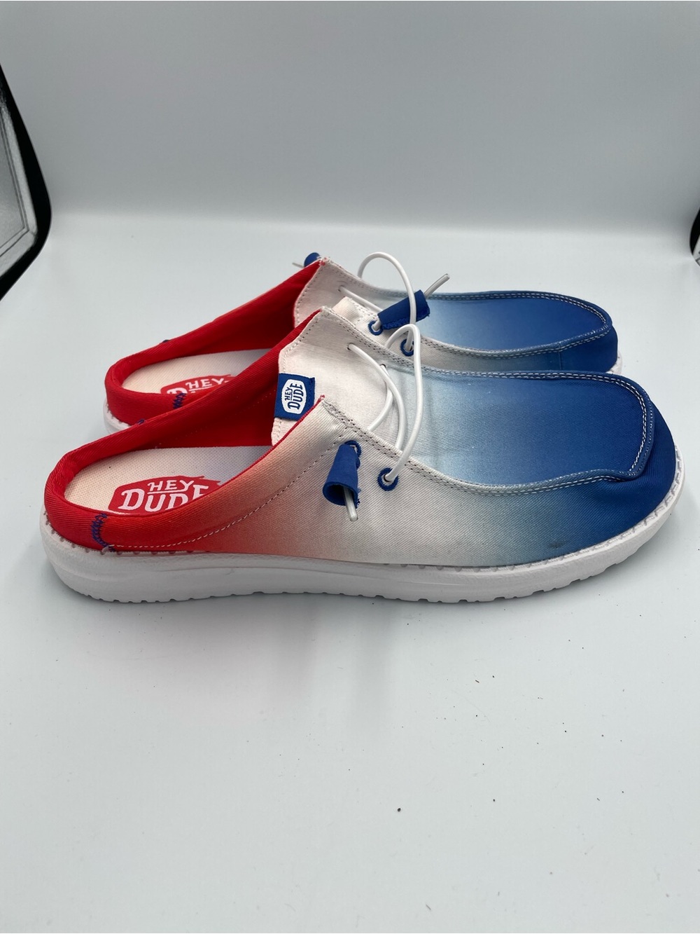 NWOT Hey Dude Wally Slip Ombre Pop - Red/White/Blue Mens Size 44 (11)